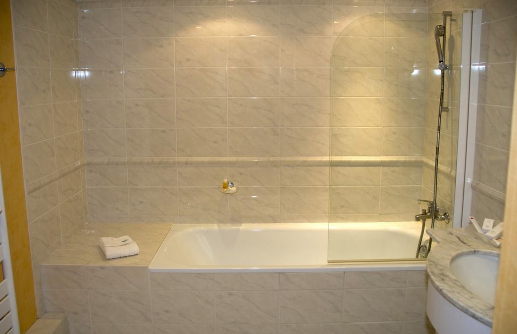 Standard Doppelzimmer mit Balkon